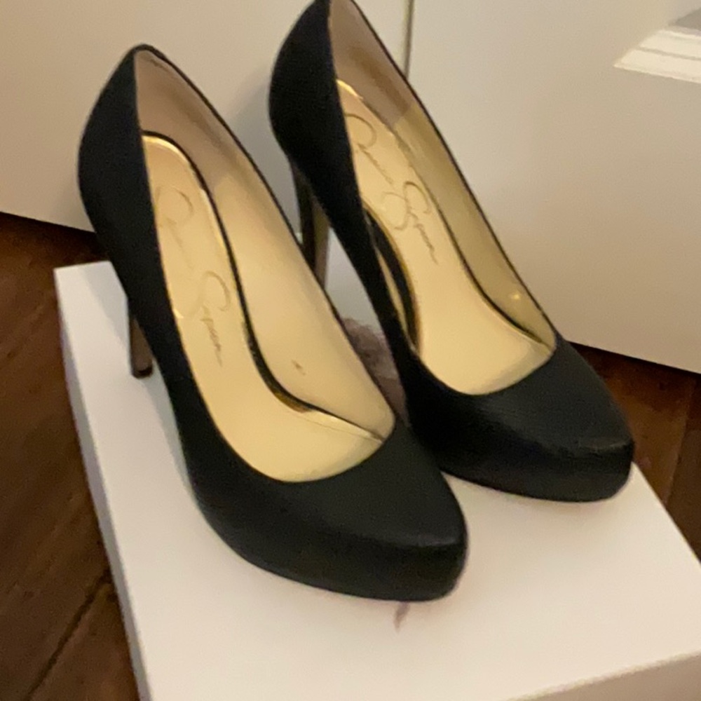 Jessica Simpson Black Classic Heels